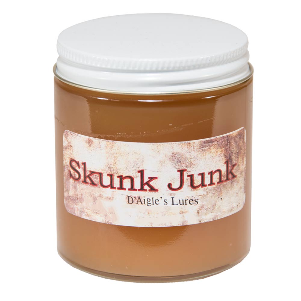 D'Aigles Skunk Junk Call Lure  - 4 oz.